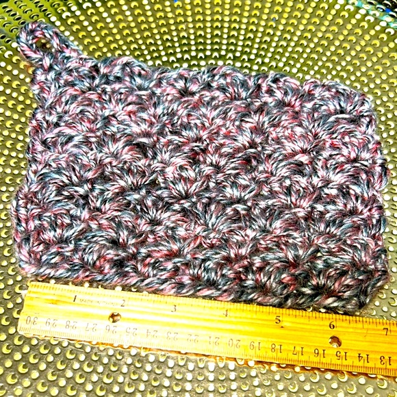 Handcrafted crocheted hot-mat or potholder.  7 inches long & 5 1/2 inches wide - Picture 5 of 5